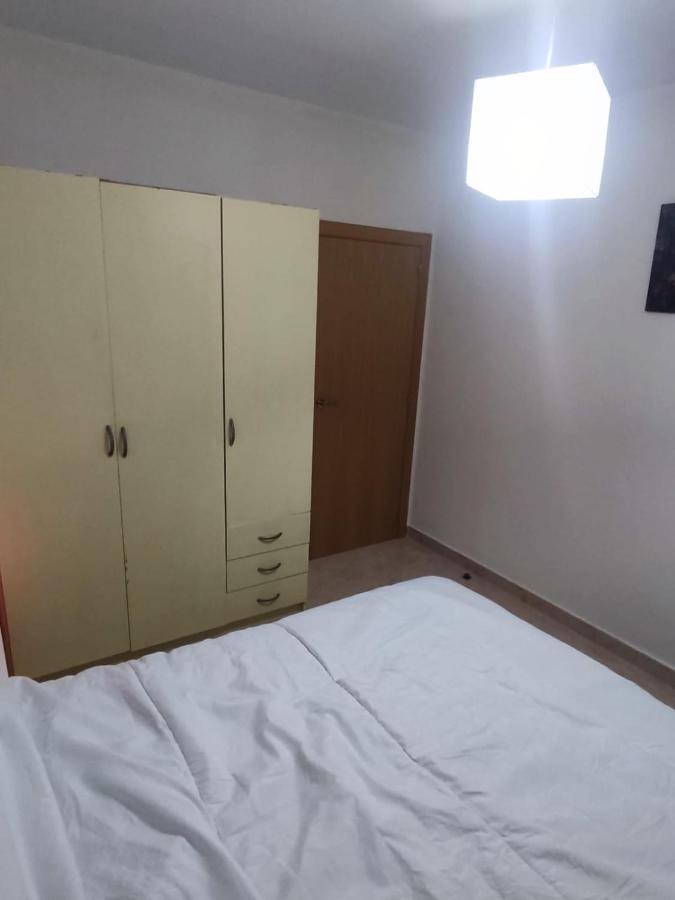 Piso Por Habitaciones En กิฮอน ภายนอก รูปภาพ