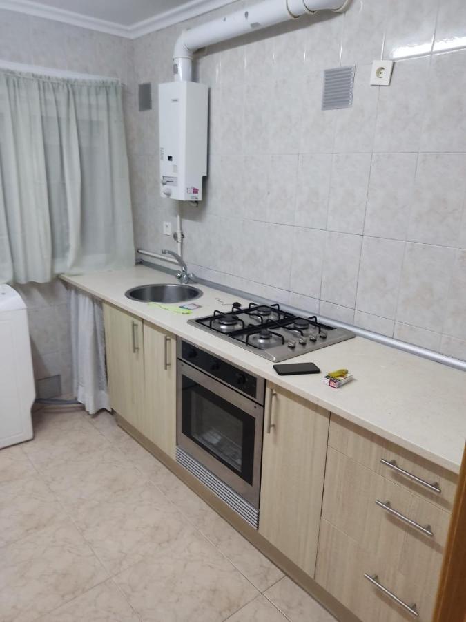 Piso Por Habitaciones En กิฮอน ภายนอก รูปภาพ